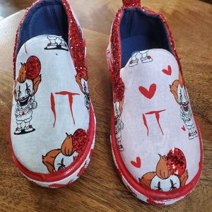 Pennywise slip-ons